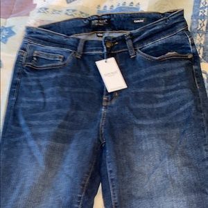 Women’s Judy Blue Capris